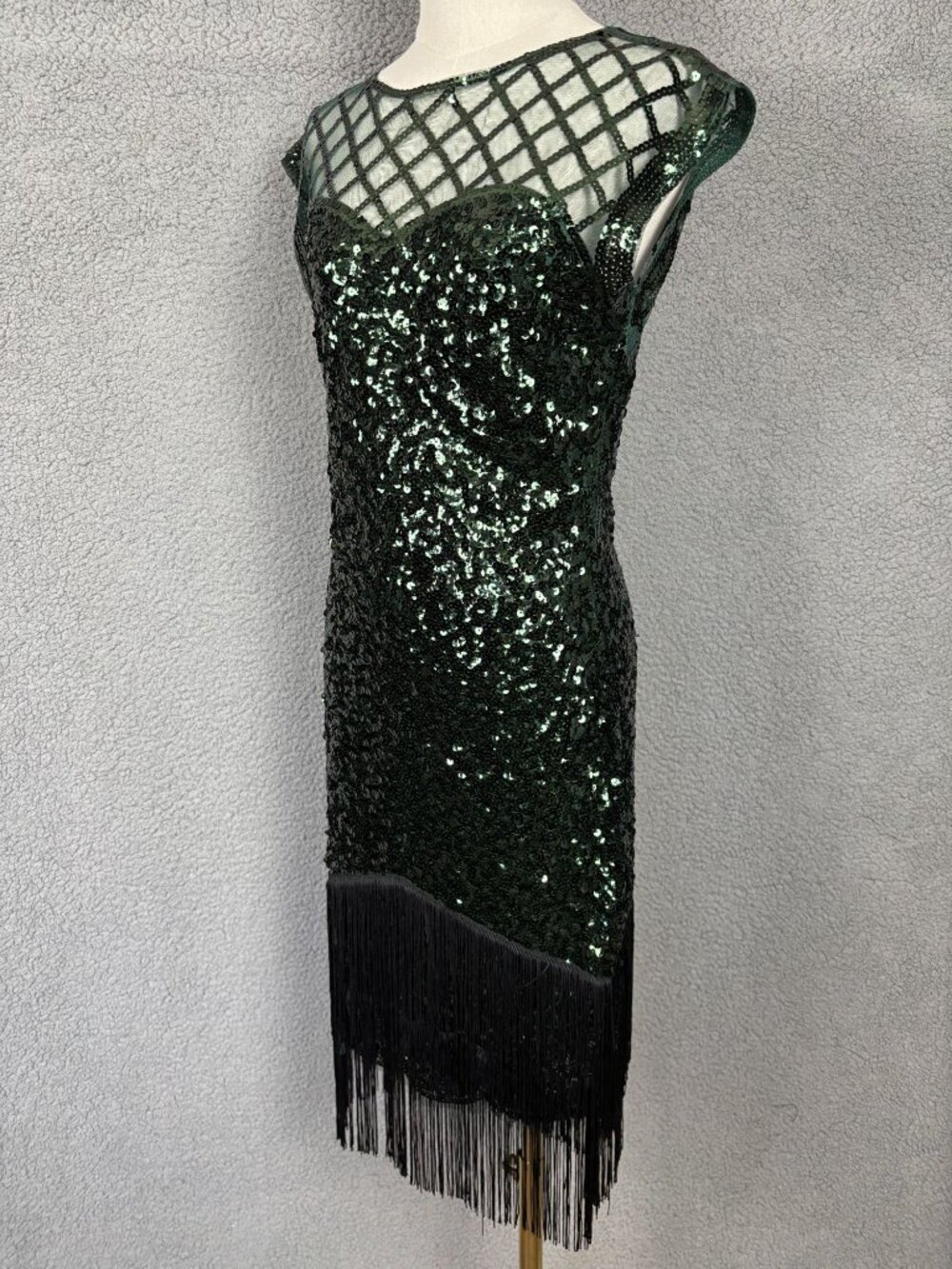 Green Sequin Fringe Flapper Dress Mesh Neckline 1920s Style Dress Small NWOT's - Picture 4 of 8